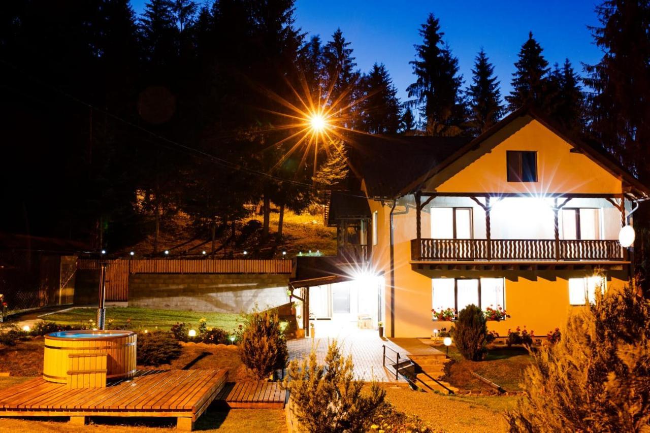 Casa Tudor Topliţa Exteriör bild